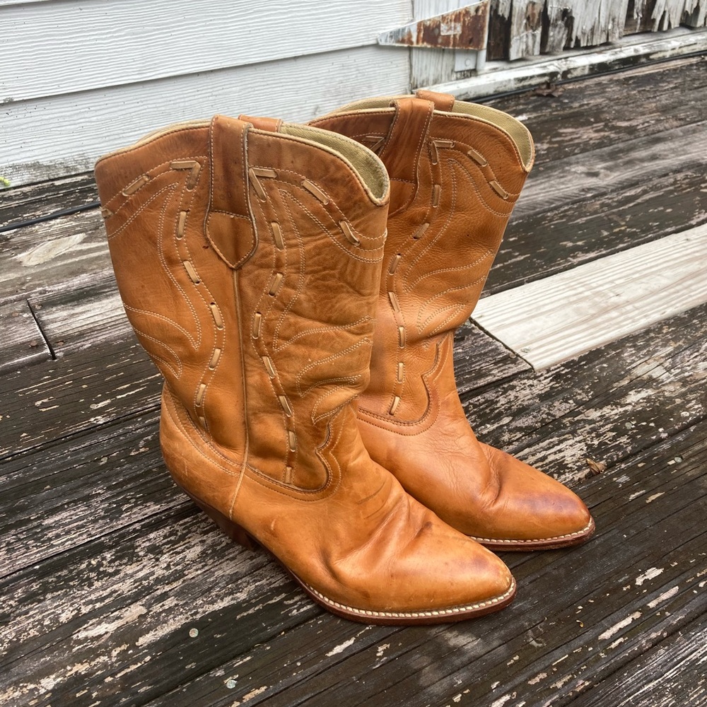 Vintage Samello cowboy boots